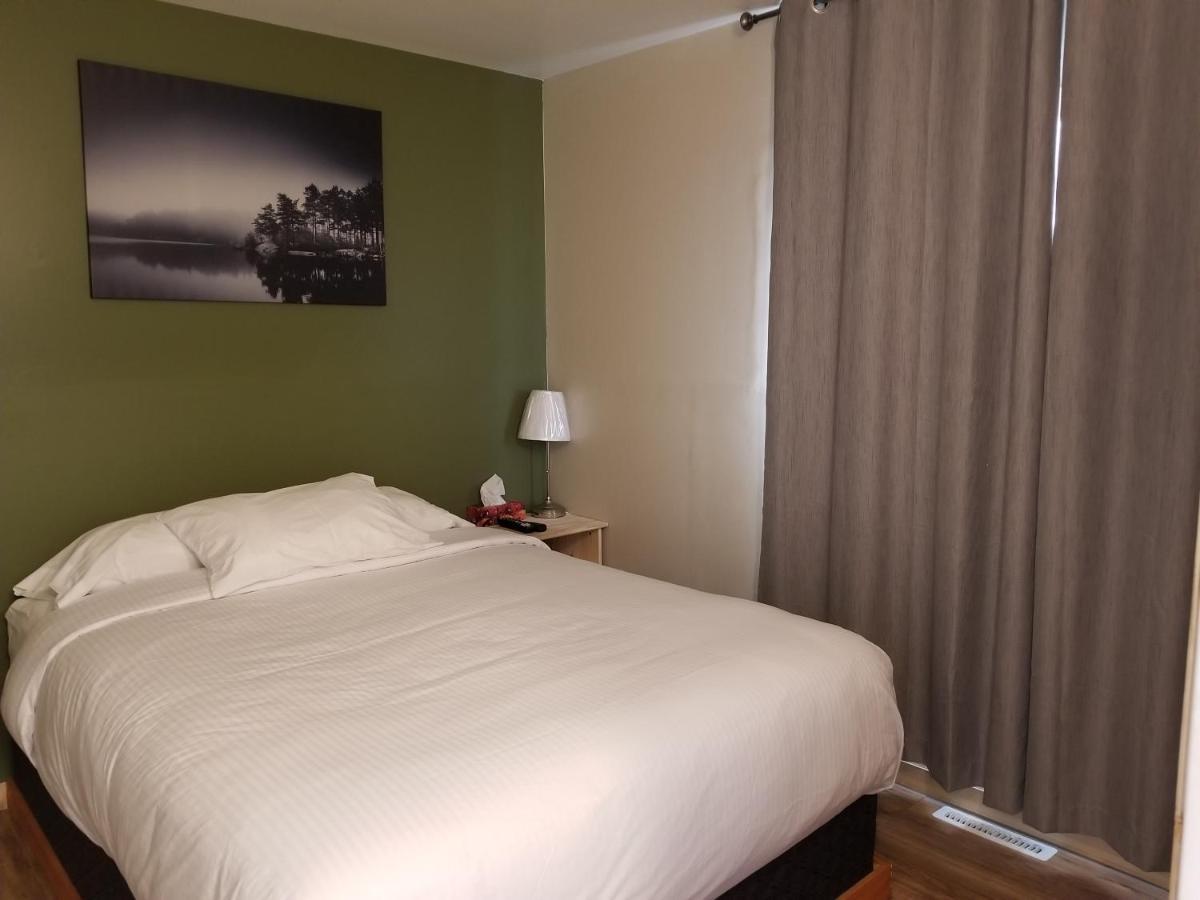 Sundre Sun Plaza Motel المظهر الخارجي الصورة